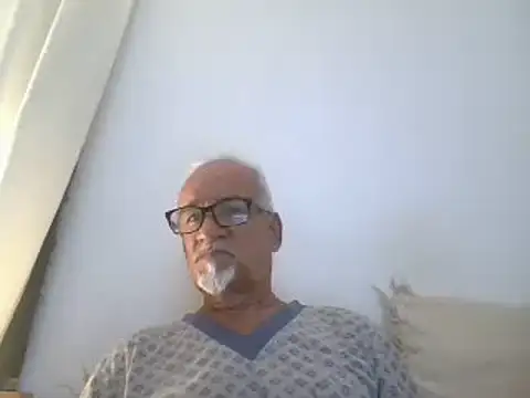 Snapshot of Patyman chatting on 05.04.26 Patyman online show from 05.04.26