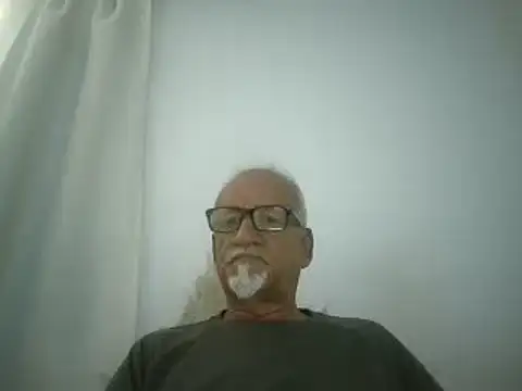 Snapshot of Patyman chatting on 05.06.26 Patyman online show from 05.06.26