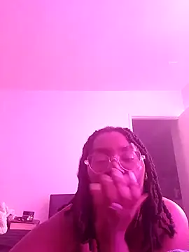 Snapshot of Kokohayes chatting on 03.02.26 Kokohayes online show from 03.02.26