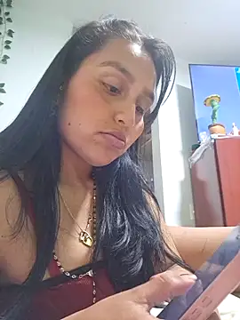 Snapshot of LunaRouuse_ chatting on 06.15.26 LunaRouuse online show from 06.15.26