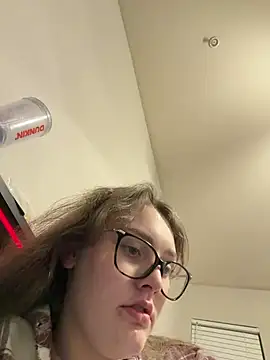 Snapshot of julia4thewin chatting on 02.22.26 julia4thewin online show from 02.22.26