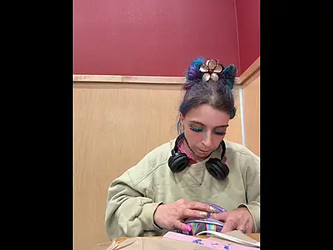 MegaTinyyy online show from 06.11.26