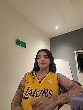 Abriil cutee online show from 03.27.26