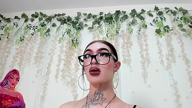 Snapshot of lizz_lunna chatting on 06.01.26 lizz lunna online show from 06.01.26