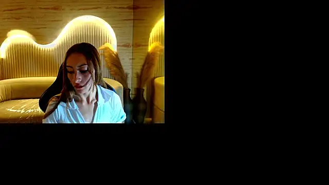 Snapshot of katalina_r_ chatting on 05.20.26 katalina r online show from 05.20.26