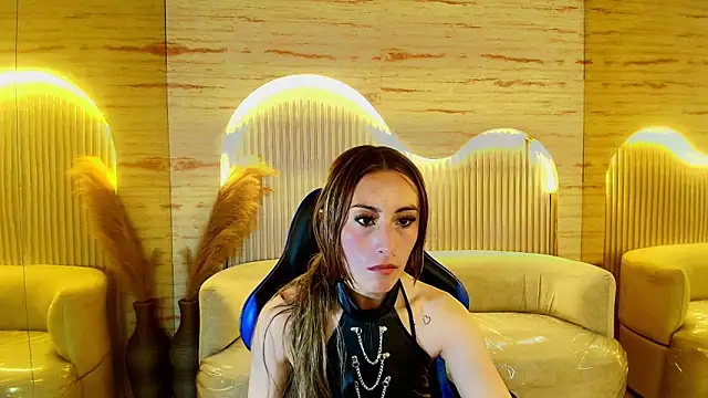 Snapshot of katalina_r_ chatting on 05.30.26 katalina r online show from 05.30.26