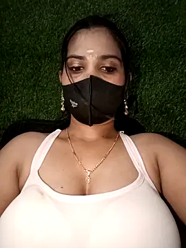 Snapshot of Nithyatamil chatting on 02.10.26 Nithyatamil online show from 02.10.26