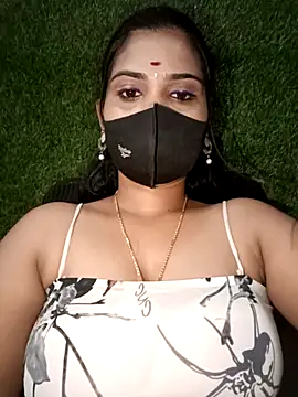 Snapshot of Nithyatamil chatting on 02.12.26 Nithyatamil online show from 02.12.26