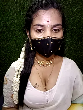 Snapshot of Nithyatamil chatting on 04.18.26 Nithyatamil online show from 04.18.26