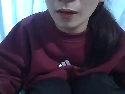 Snapshot of berry_alma06 chatting on 03.08.26 berry alma06 online show from 03.08.26