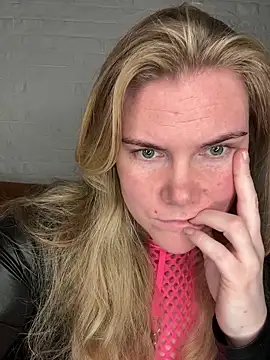 SexyBlondJoanna online show from 02.04.26