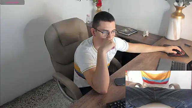 Snapshot of Jay_Grip chatting on 02.13.26 Jay Grip online show from 02.13.26