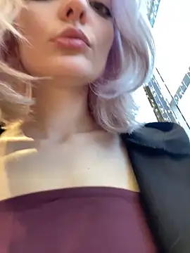 Snapshot of aka_Blonde chatting on 02.15.26 aka Blonde online show from 02.15.26