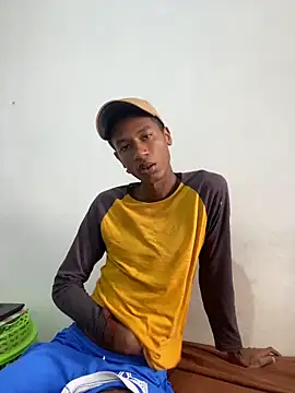 Snapshot of twink_gabrielll chatting on 05.26.26 twink gabrielll online show from 05.26.26