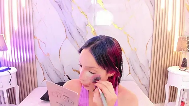 Snapshot of LaxiZoe chatting on 02.19.26 LaxiZoe online show from 02.19.26