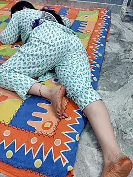 SofiaMam online show from 04.12.26