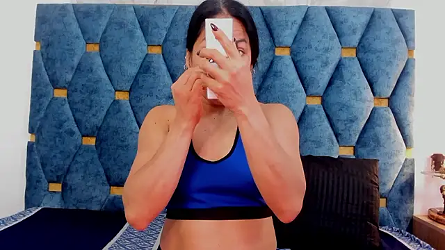 Snapshot of Michel_fitnes chatting on 02.17.26 Michel fitnes online show from 02.17.26