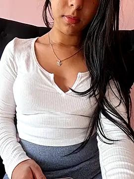 jade03  online show from 02.17.26