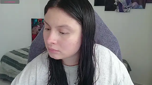 Snapshot of yessica_gomez01 chatting on 02.16.26 yessica gomez01 online show from 02.16.26