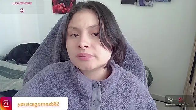 Snapshot of yessica_gomez01 chatting on 02.17.26 yessica gomez01 online show from 02.17.26