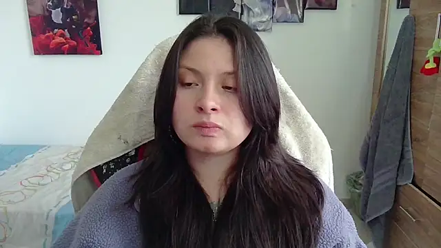 Snapshot of yessica_gomez01 chatting on 05.03.26 yessica gomez01 online show from 05.03.26