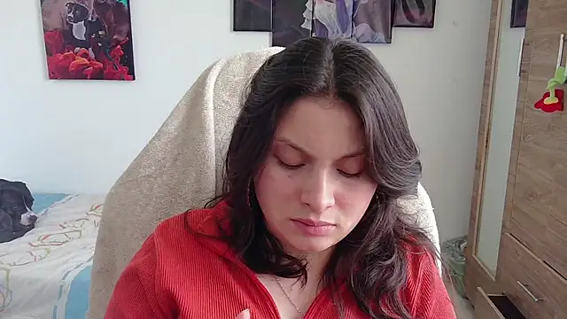 Snapshot of yessica_gomez01 chatting on 05.05.26 yessica gomez01 online show from 05.05.26