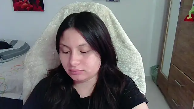 Snapshot of yessica_gomez01 chatting on 05.11.26 yessica gomez01 online show from 05.11.26
