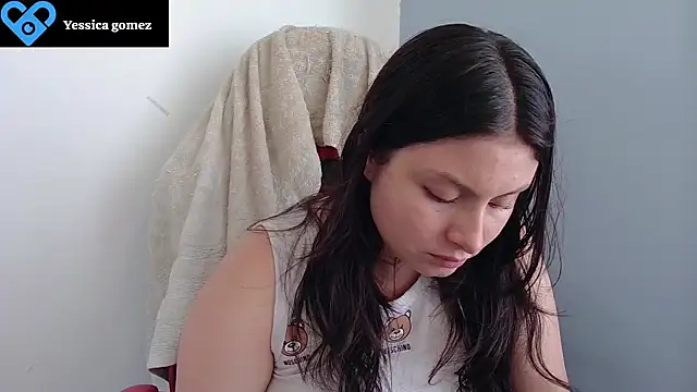 Snapshot of yessica_gomez01 chatting on 06.23.26 yessica gomez01 online show from 06.23.26
