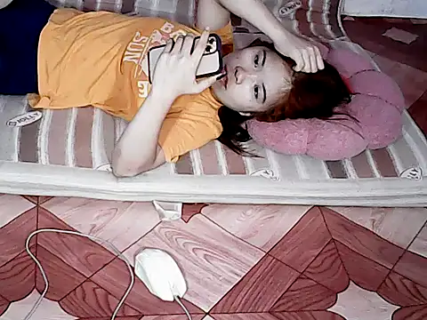 Snapshot of xxhotamizinggirl chatting on 06.09.26 xxhotamizinggirl online show from 06.09.26