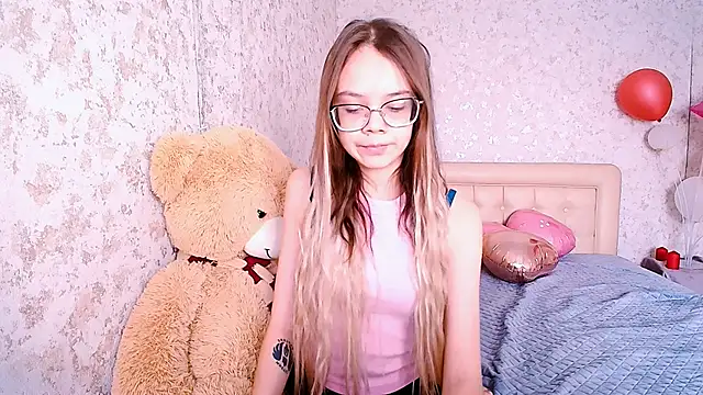 LolliStrawberry online show from 03.07.26