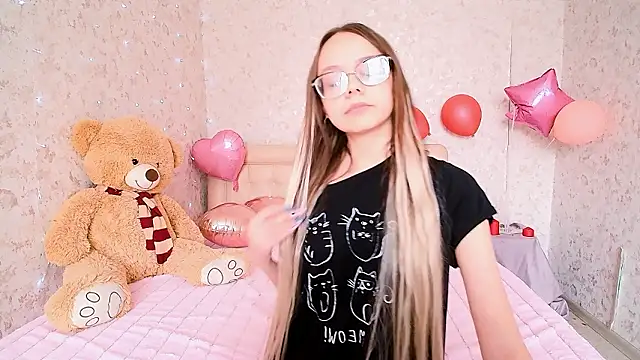 LolliStrawberry online show from 03.16.26