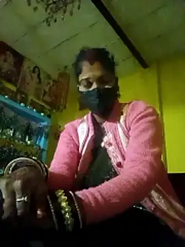 Snapshot of Pooja_rathor chatting on 01.15.26 Pooja rathor online show from 01.15.26