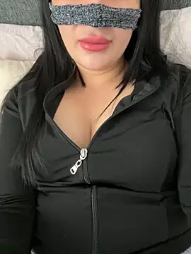 Snapshot of melissiaayzem chatting on 05.01.26 melissiaayzem online show from 05.01.26