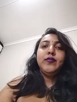 Snapshot of IndianBearxx chatting on 07.13.26 IndianBearxx online show from 07.13.26