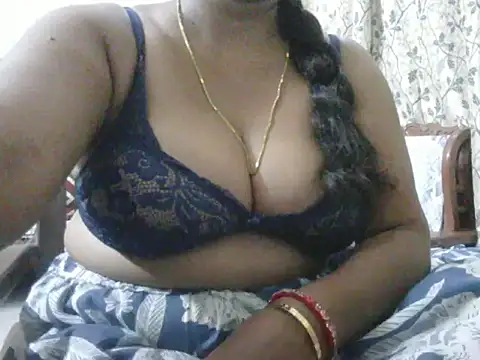 Snapshot of mohini_bhabhi chatting on 07.28.26 mohini bhabhi online show from 07.28.26