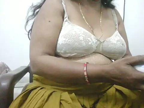 Snapshot of mohini_bhabhi chatting on 08.03.26 mohini bhabhi online show from 08.03.26