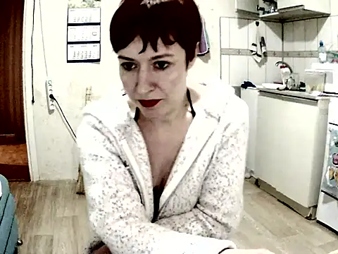 Fruittellalove online show from 02.02.26