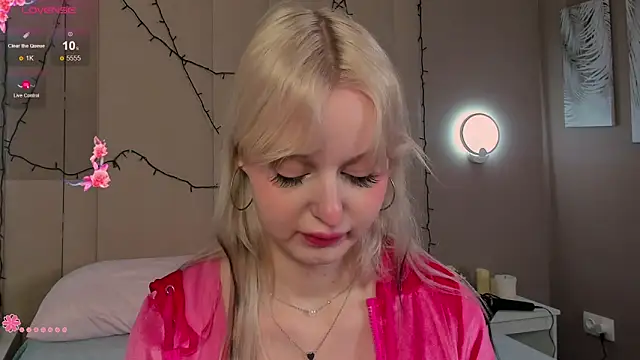 AdeleSilvy online show from 03.09.26