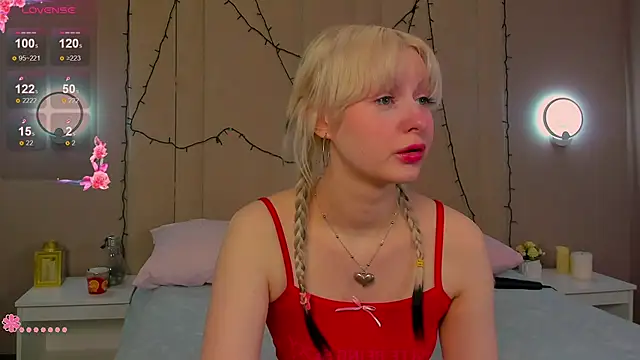 AdeleSilvy online show from 03.13.26