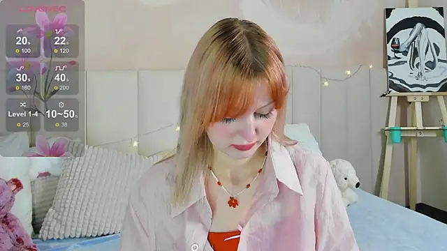 Snapshot of AdeleSilvy chatting on 07.16.26 AdeleSilvy online show from 07.16.26