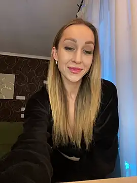 Snapshot of AnesaKis chatting on 01.14.26 AnesaKis online show from 01.14.26