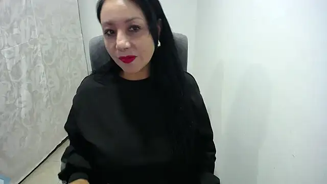 Snapshot of soyElena46 chatting on 04.14.26 soyElena46 online show from 04.14.26