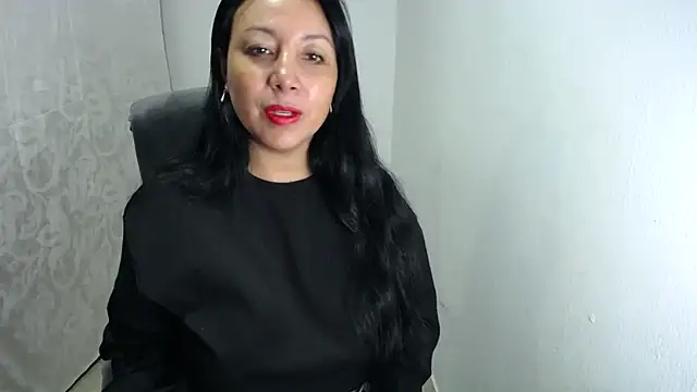 Snapshot of soyElena46 chatting on 05.21.26 soyElena46 online show from 05.21.26