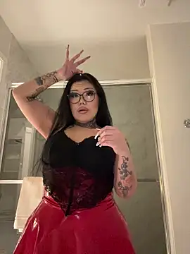 Snapshot of BaByDollxChloe chatting on 02.04.26 BaByDollxChloe online show from 02.04.26