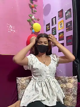 MissHermione2 online show from 04.17.26