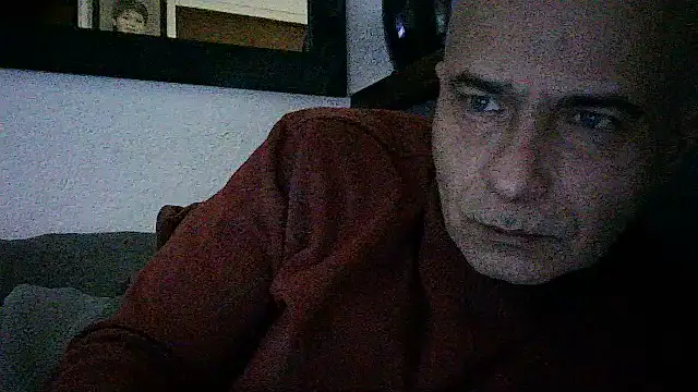 Snapshot of dogfrota chatting on 06.14.26 dogfrota online show from 06.14.26