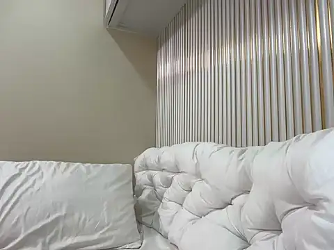 Snapshot of hyacinth30 chatting on 02.04.26 hyacinth30 online show from 02.04.26