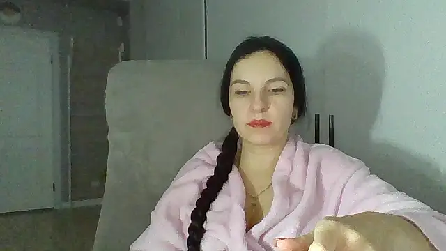 Snapshot of HollySecret77 chatting on 01.11.26 HollySecret77 online show from 01.11.26