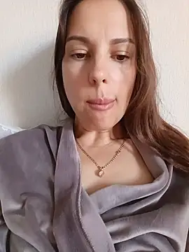 Snapshot of She-Moon chatting on 07.15.26 She-Moon online show from 07.15.26