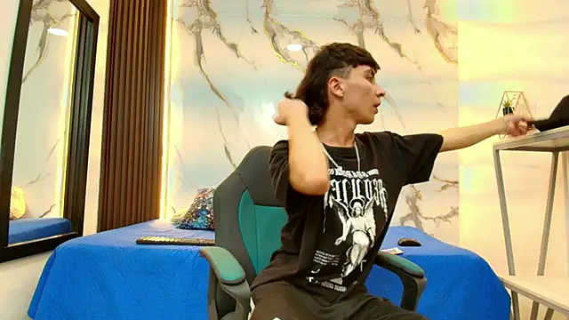 XanderGrey8 online show from 02.23.26